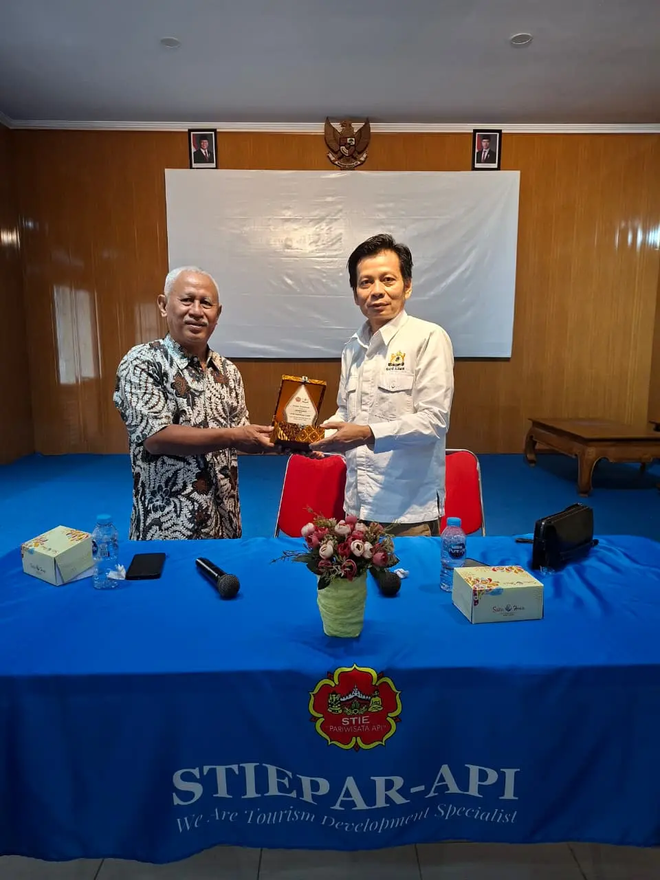 STIEPAR API Komitmen Wujudkan Ekosistem Pariwisata Bersama Kadin Kab. Sleman